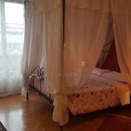 In Arena L' Opera Готель типу 